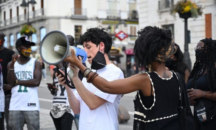 Ismail El Majdoubi, joven extutelado en una manifestación contra el racismo en Madrid